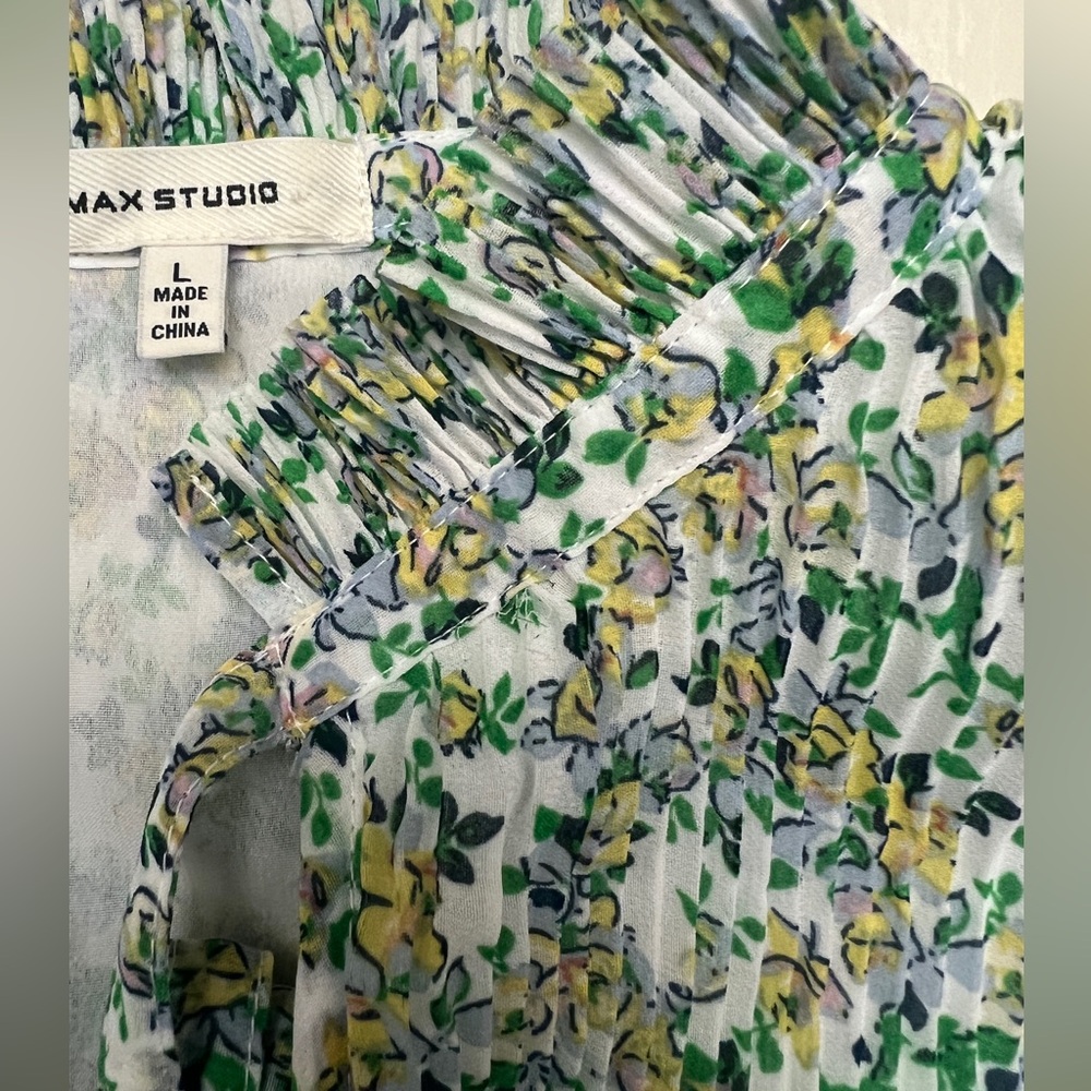 Max Studio Floral Green/Yellow Print Sleeveless Blouse, Size L - Picture 5 of 9